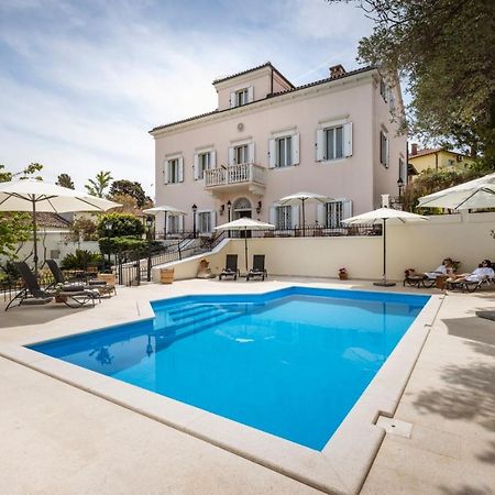 Villa Cassia Mali Lošinj Exteriör bild