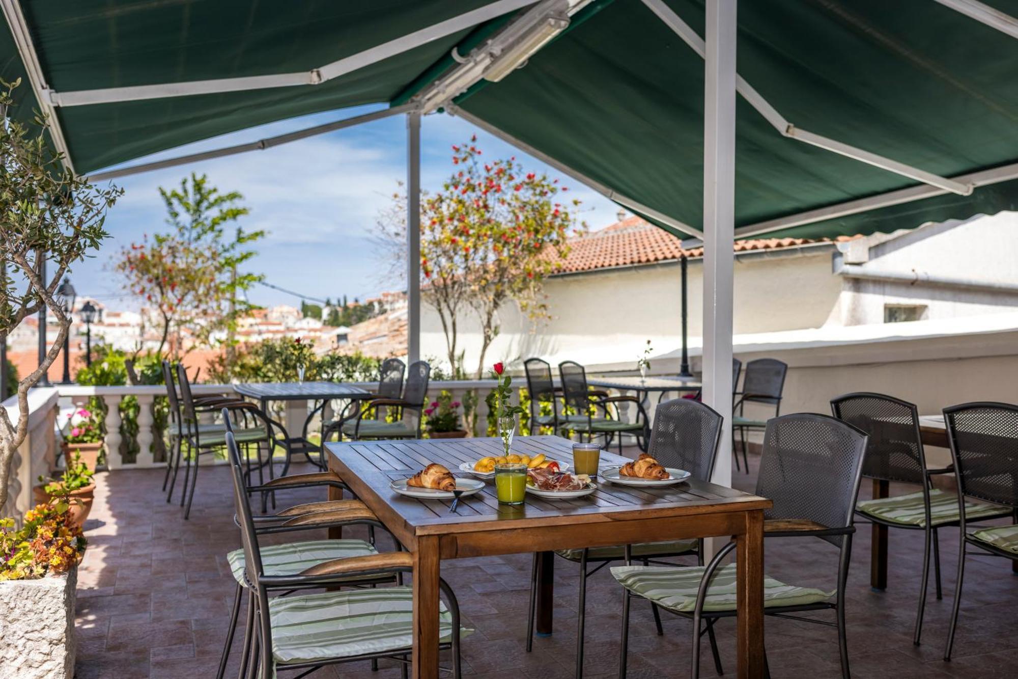 Villa Cassia Mali Lošinj Exteriör bild